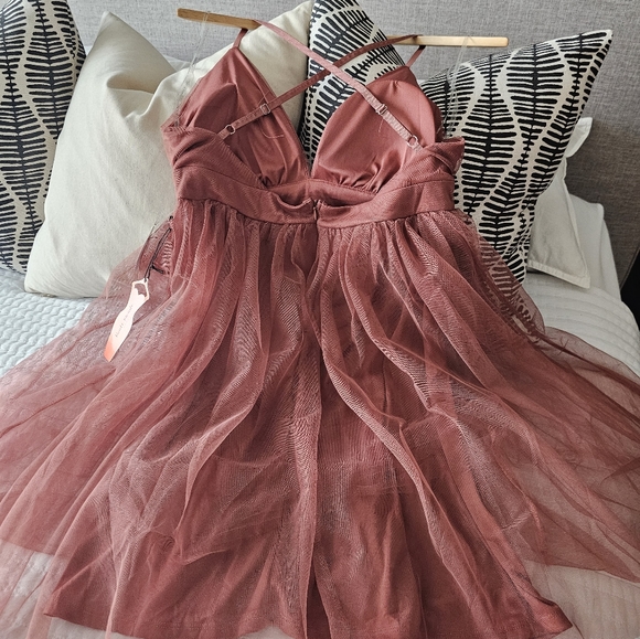 Haute monde dress - Picture 3 of 5